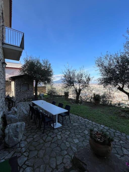 Casale Di Lusso Panoramico Holiday home Lettere